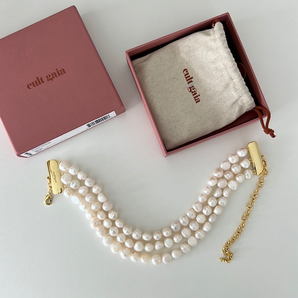 Cult Gaia Nora Pearl Choker